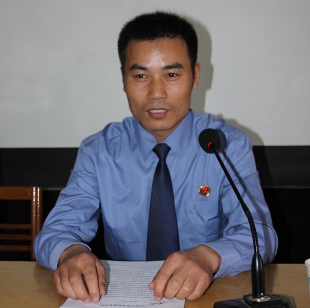 江南网页版召开法制安全教育报告会